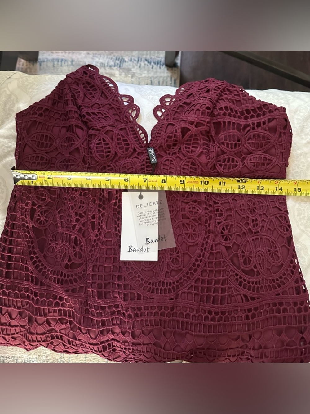 Bardot Versailles Burgundy Crochet Lace Cocktail Dress NWT Size 8 - Picture 9 of 13